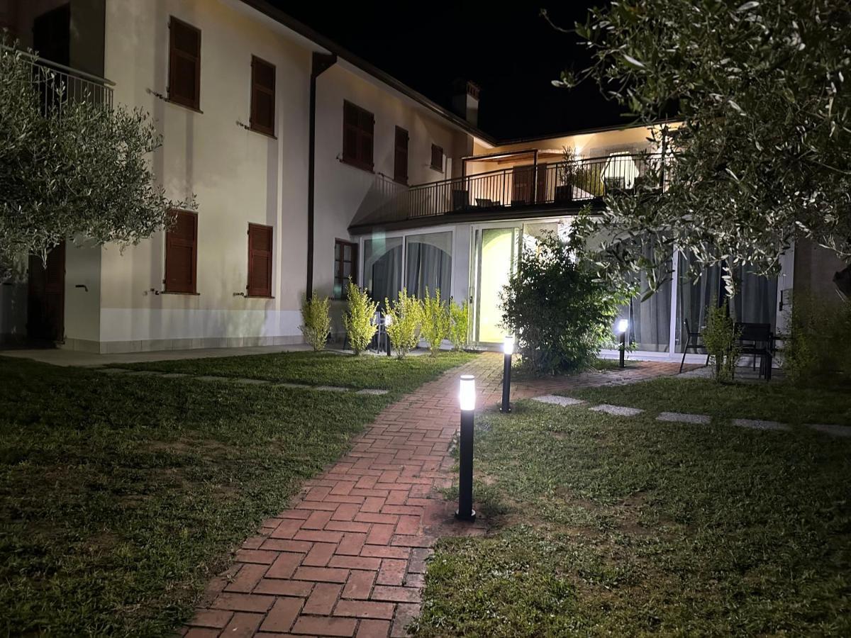 Aparthotel Abitatt Fosdinovo Exteriér fotografie
