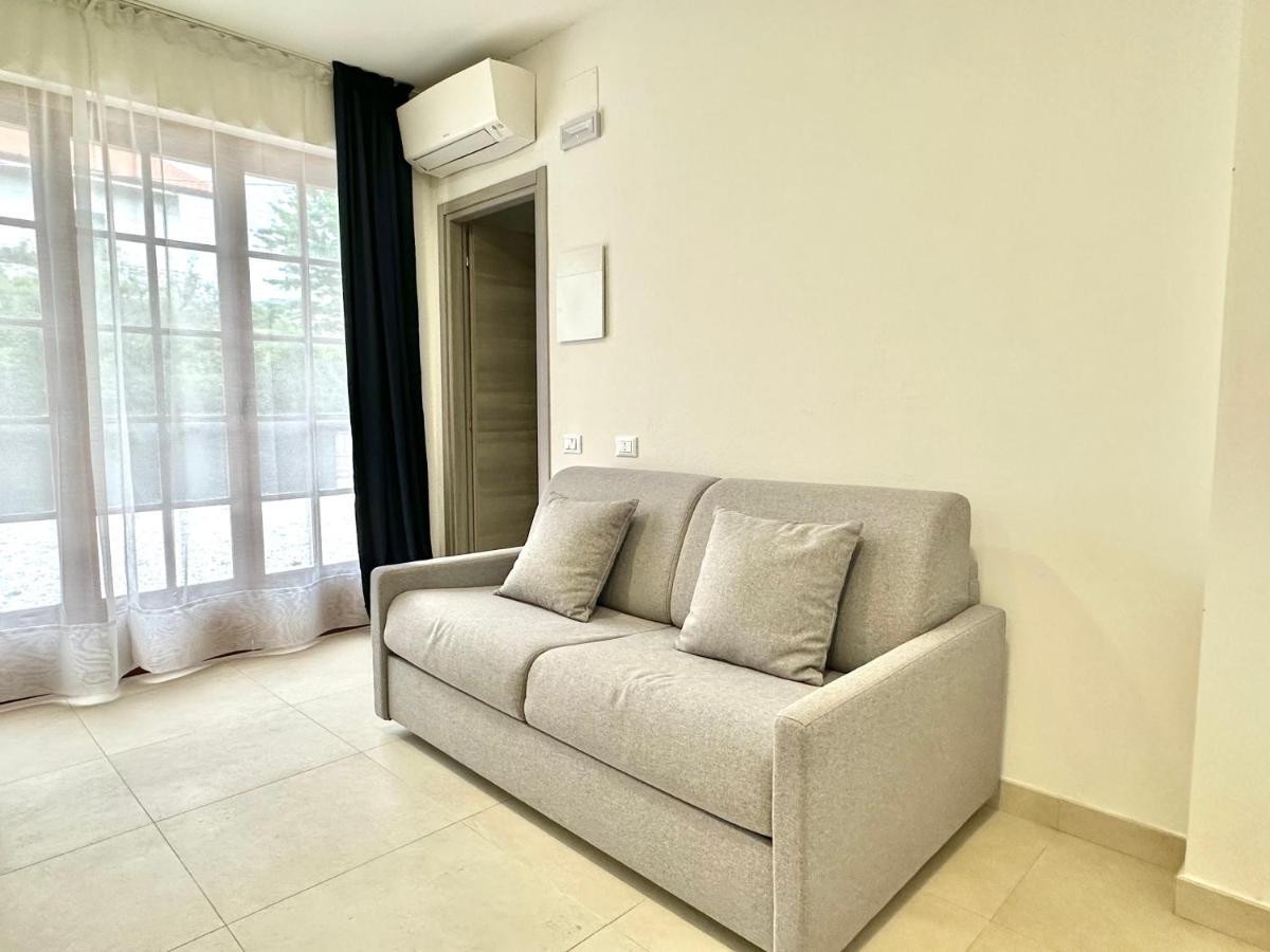 Aparthotel Abitatt Fosdinovo Exteriér fotografie