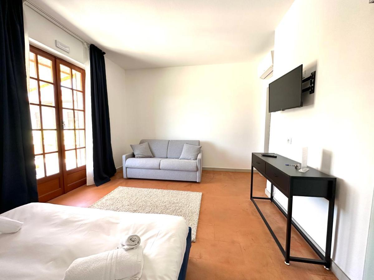 Aparthotel Abitatt Fosdinovo Exteriér fotografie